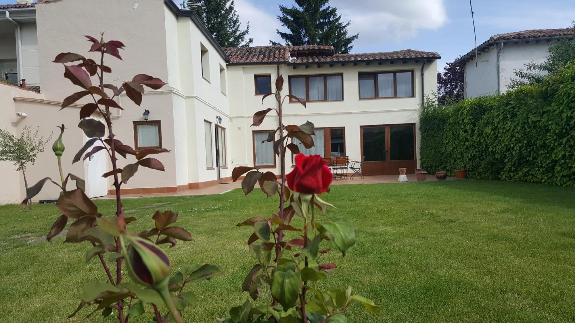 Вилла Casa La Manzanera Бургос Экстерьер фото